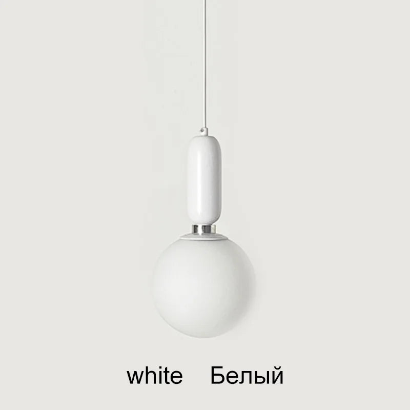 Lámpara de araña LED con bola de cristal DecorBites™ para espacios de vida modernos