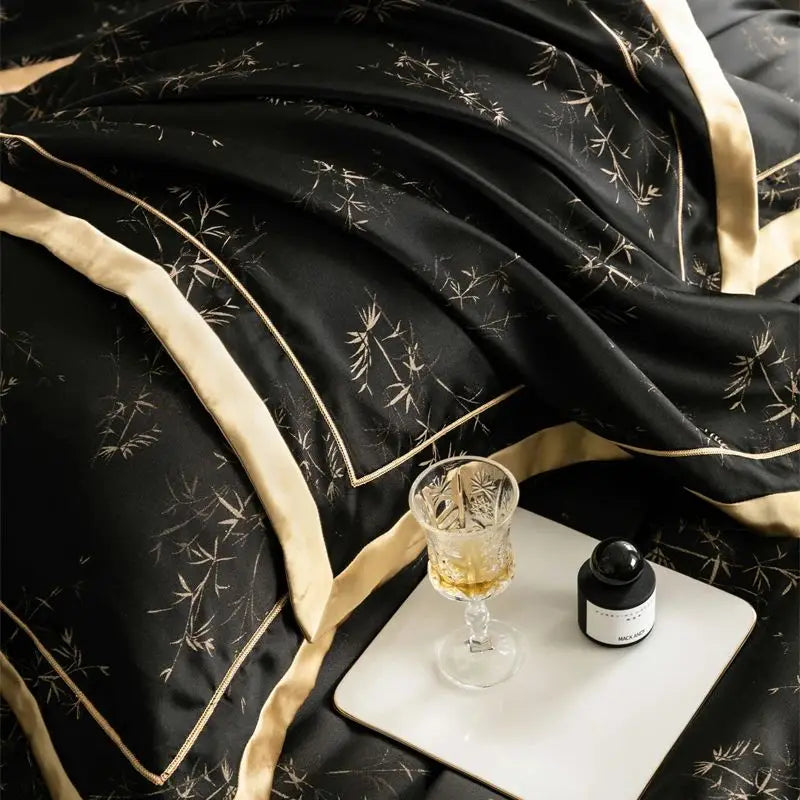 Conjunto de Ropa de Cama Luxe Eucalyptus™ en Negro/Oro de Decorbites - Suave como la Seda y Amigable con la Piel
