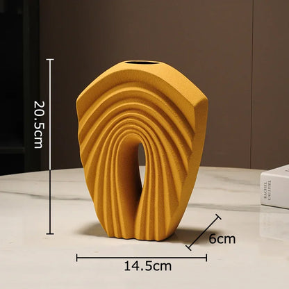 مجموعة مزهريات سيراميك هندسية من DecorBites™ لتنسيقات الأزهار العصرية