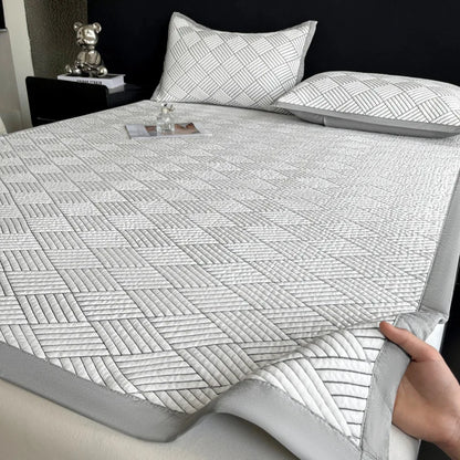 مرتبة DecorBites™ Cooling Ice Bean Mesh المطرزة من مادة ناعمة مناسبة للأم والطفل