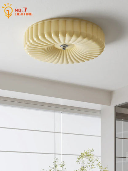 Lámpara de techo de cristal LED DecorBites™ Cream Wind: Diseño francés para dormitorio, estudio, balcón o cafetería