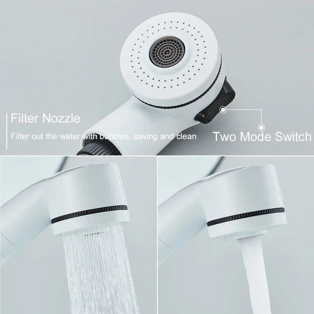 Grifo de lavabo DecorBites™ con elevación, acabado cromado y mezclador de agua giratorio de 360 ​​grados.