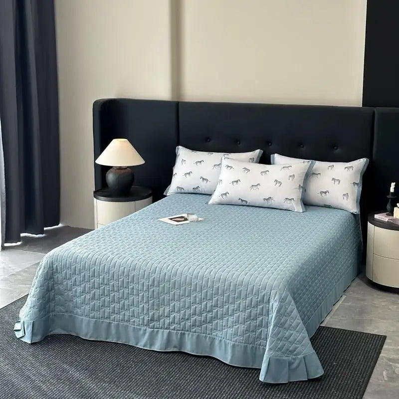 طقم لحاف صيفي من الحرير البارد من DecorBites™ مع ملاءات وأغطية وسائد