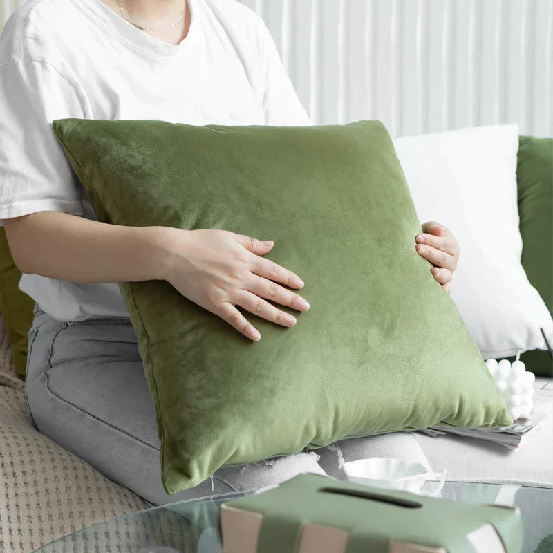 Funda de almohada DecorBites™ de terciopelo verde 45x45 cm – Decoración nórdica de lujo para el hogar