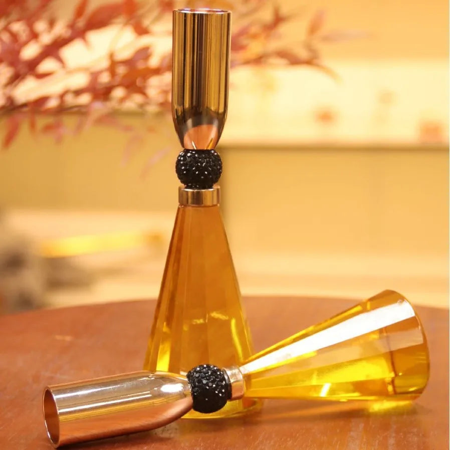 Juego de candelabros de cristal DecorBites™ para una decoración romántica de la mesa de la cena.