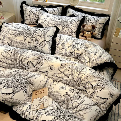 طقم أغطية سرير مطبوعة باللونين الأسود والأبيض من DecorBites™ - أغطية سرير مريحة ولطيفة على البشرة