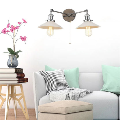 Aplique de pared DecorBites™ de cristal con 2 luces y interruptor de cadena para dormitorio y baño.