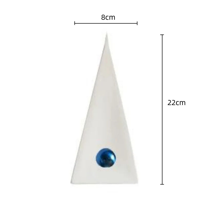 Adorno DecorBites™ de bola azul triangular geométrica: Figura decorativa abstracta