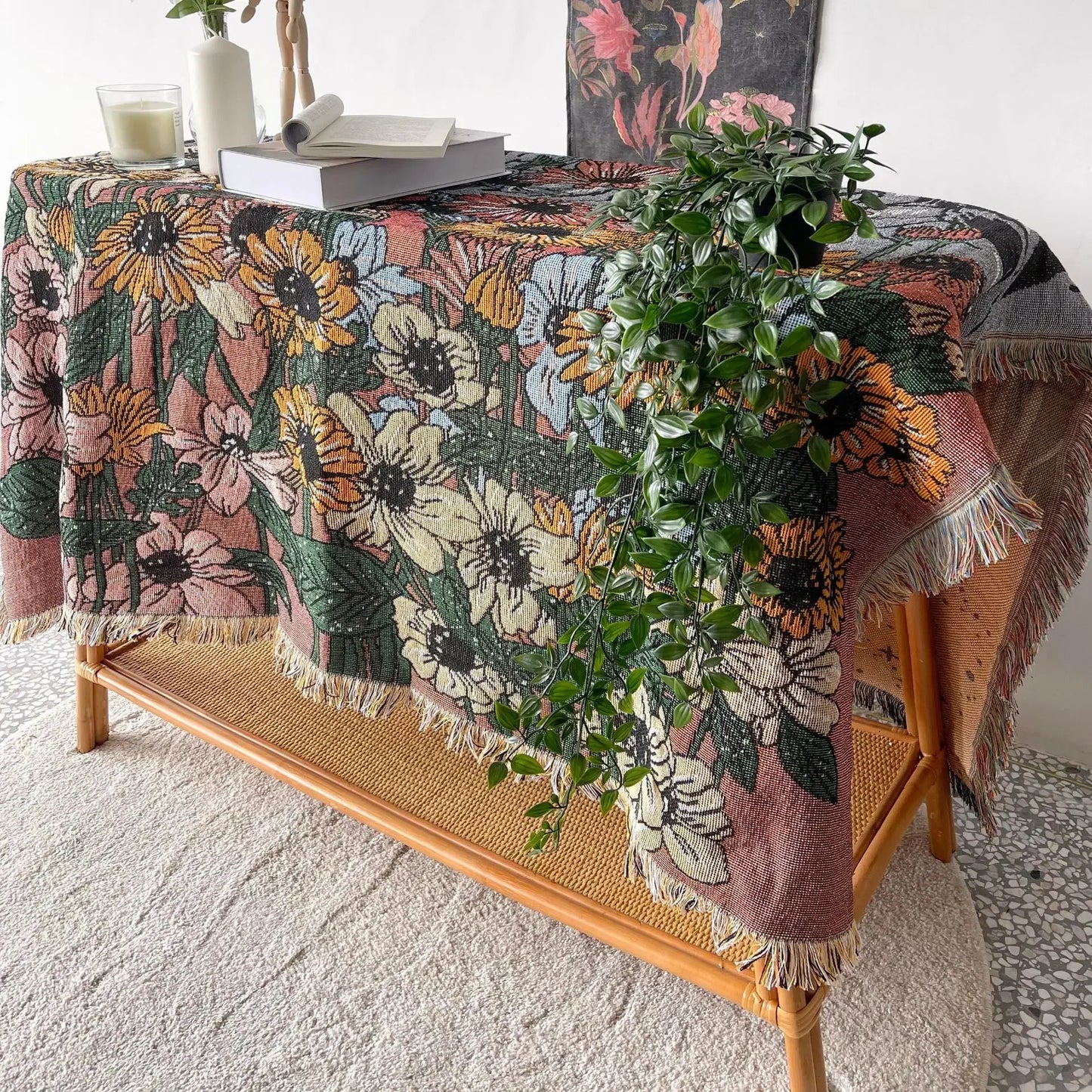 DecorBites™ Bohemian Throw Blanket - Geometric Abstract Tapestry Sofa Cover with Tassel - Living Room Decor Rug