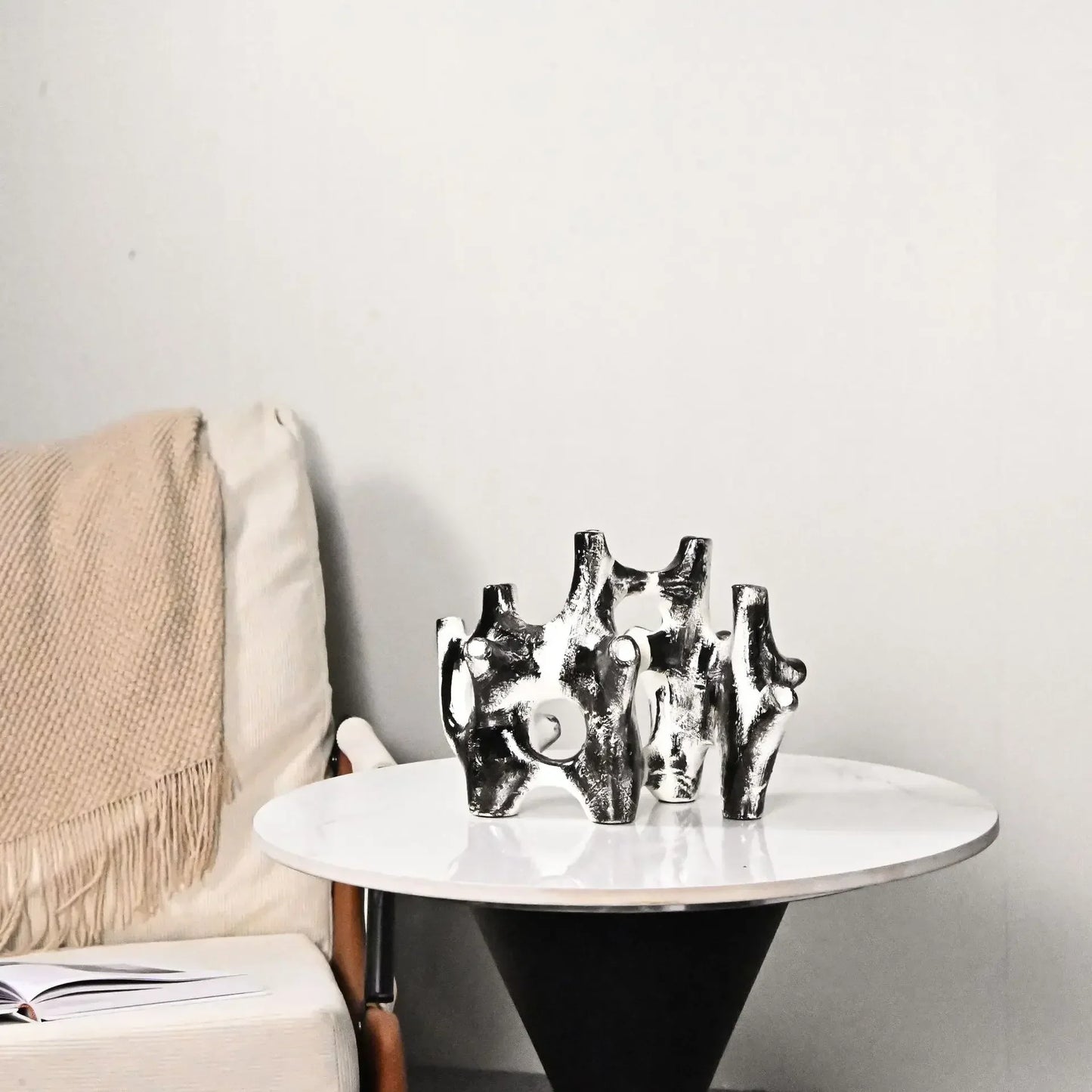 ديكور بايتس™ - تمثال صغير مُجرّد من الشعاب المرجانية لتزيين المنزل