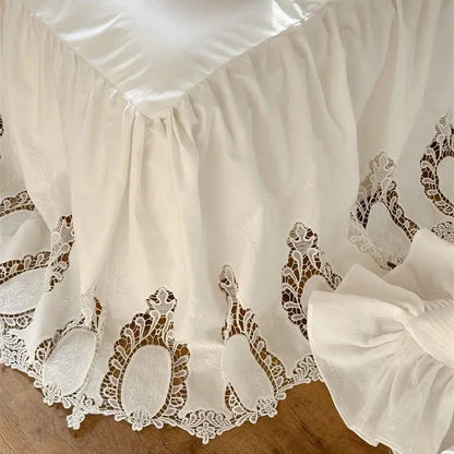 DecorBites™ 100% Cotton Ruffles Bedding Set with Double-layer Yarn and Soft Skin Friendly Texture