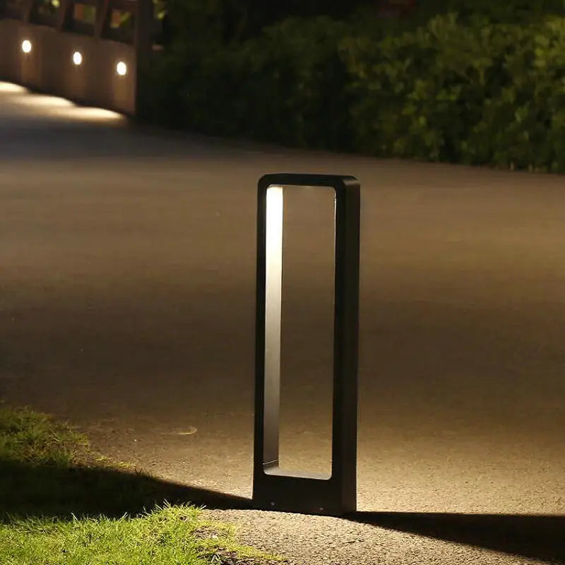 Lámpara de jardín LED DecorBites™: Luz de jardín moderna de aluminio impermeable de 10 W para patios de villas y bolardos.