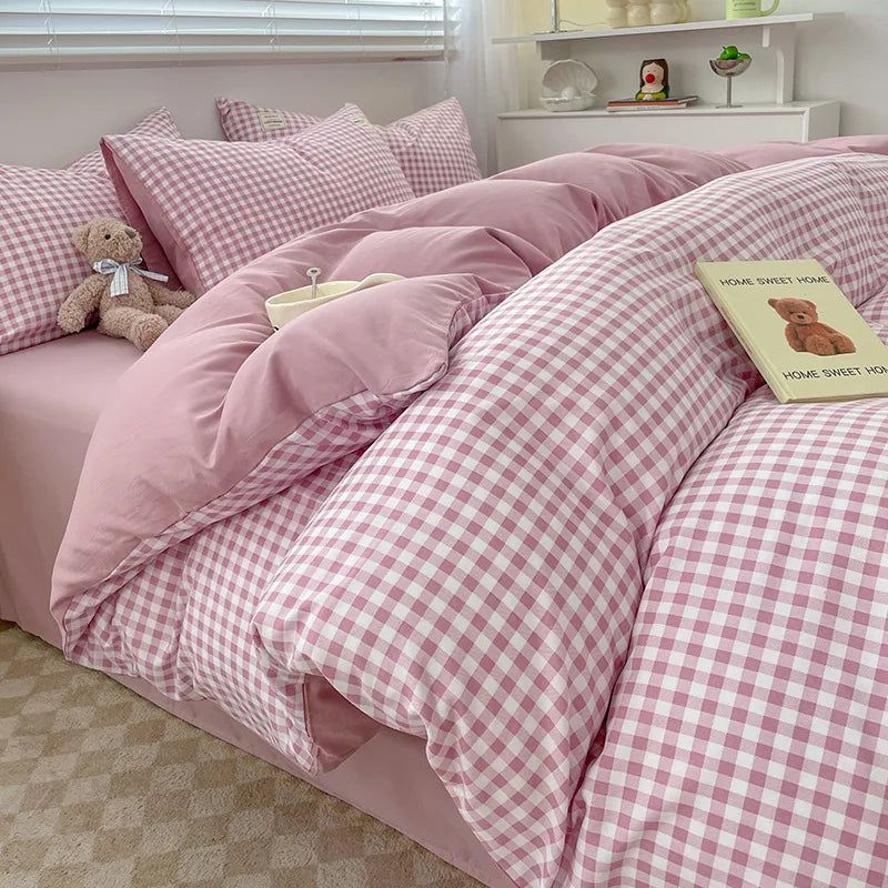 Decobites Plaid Queen Size 4Pcs Duvet Cover Set: Skin-Friendly Bedding for King, Single, Double Bed