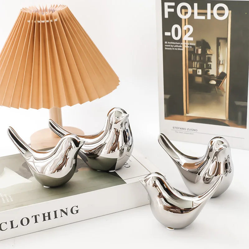 Figurillas de Aves de Plata Dorada™ Estatuas Modernas de Cerámica - Decoración del Hogar Regalos de Boda