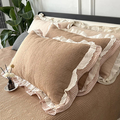 Decobites Lace Ruffles Quilted Bedspread Set with Pillowcases Queen Size