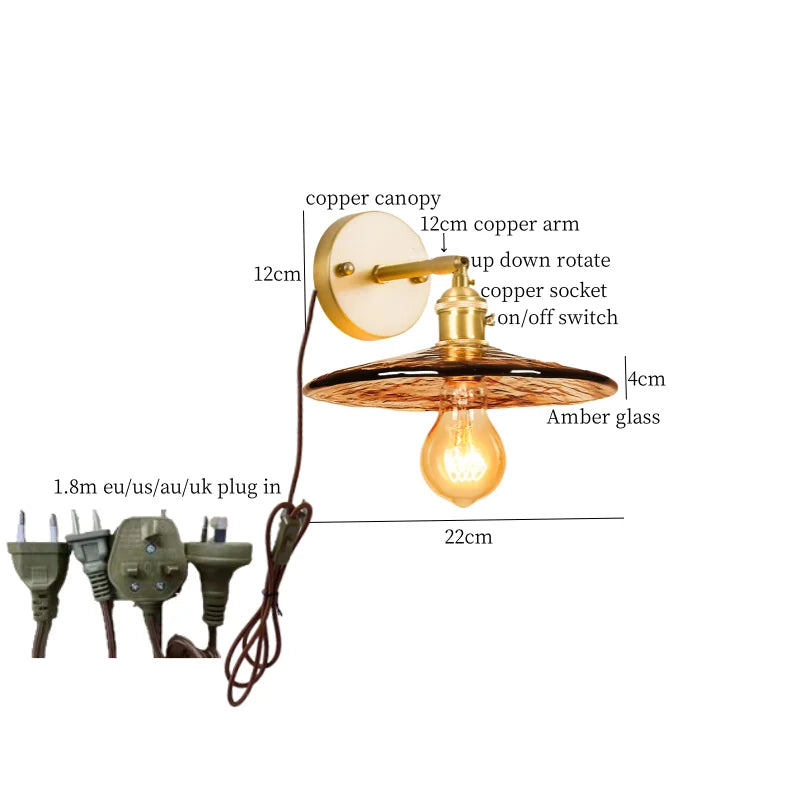 DecorBites™ مصباح حائط LED زجاجي كهرماني لغرفة النوم بإضاءة نحاسية بسيطة