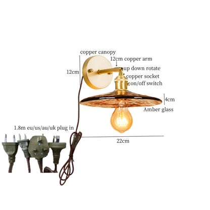 DecorBites™ مصباح حائط LED زجاجي كهرماني لغرفة النوم بإضاءة نحاسية بسيطة