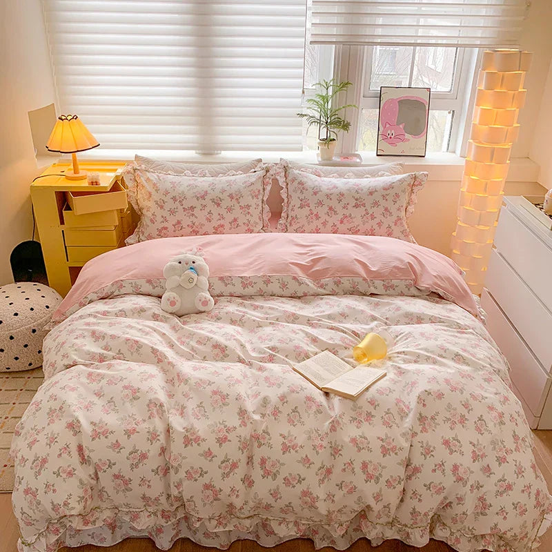 Decobites Floral Lace Ruffles Girl Bedding Set with Quilt/Duvet Cover, Sheet & Pillowcases