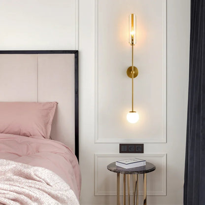 Lámpara de pared DecorBites™ de metal dorado: Lámpara de noche de estilo nórdico para dormitorio o sala de estar moderna