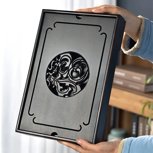 صينية شاي من الخيزران من DecorBites™: حامل شاي مزدوج الاستخدام مع تخزين للمياه وتصريفها