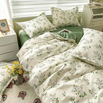 DecorBites™ Cartoon Printed Bedding Set: Soft Cozy Duvet Cover, Bedsheet, Pillowcase, Single Double Bedclothes