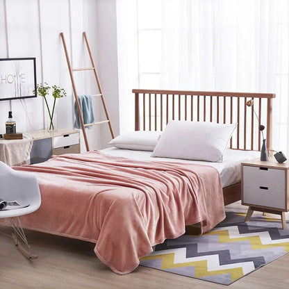 بطانية DecorBites™ من الصوف المرجاني المطبوع عليها زهور من الفلانيل للأسرّة الفردية/الكبيرة/الكبيرة