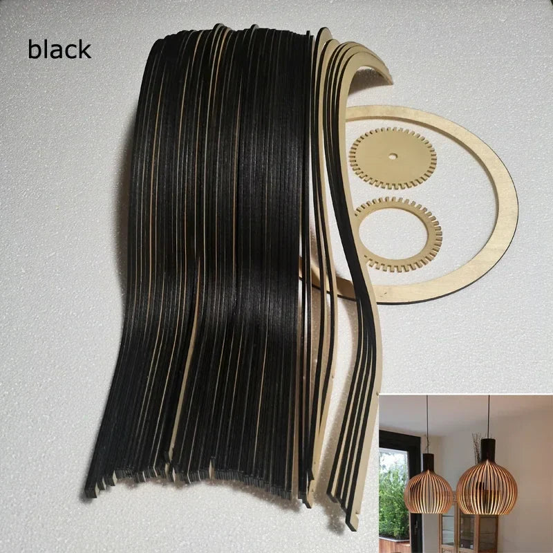 ثريا ديكوربايتس™ الخشبية السوداء المعلقة على شكل قفص من خشب الخيزران من فوسكاريني لغرفة المعيشة