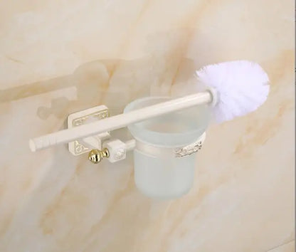 مجموعة حامل فرشاة المرحاض المنحوتة من الألومنيوم من DecorBites™