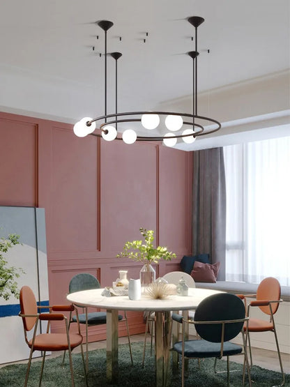 Lámpara colgante LED con bola de cristal DecorBites™ para una decoración moderna de la sala de estar.