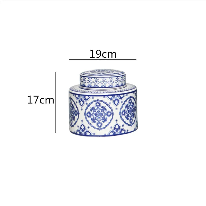 DecorBites™ Chinese Retro Ceramics Golden Vase with Cover for Home Décor and Organization
