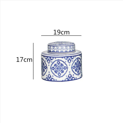 DecorBites™ Chinese Retro Ceramics Golden Vase with Cover for Home Décor and Organization