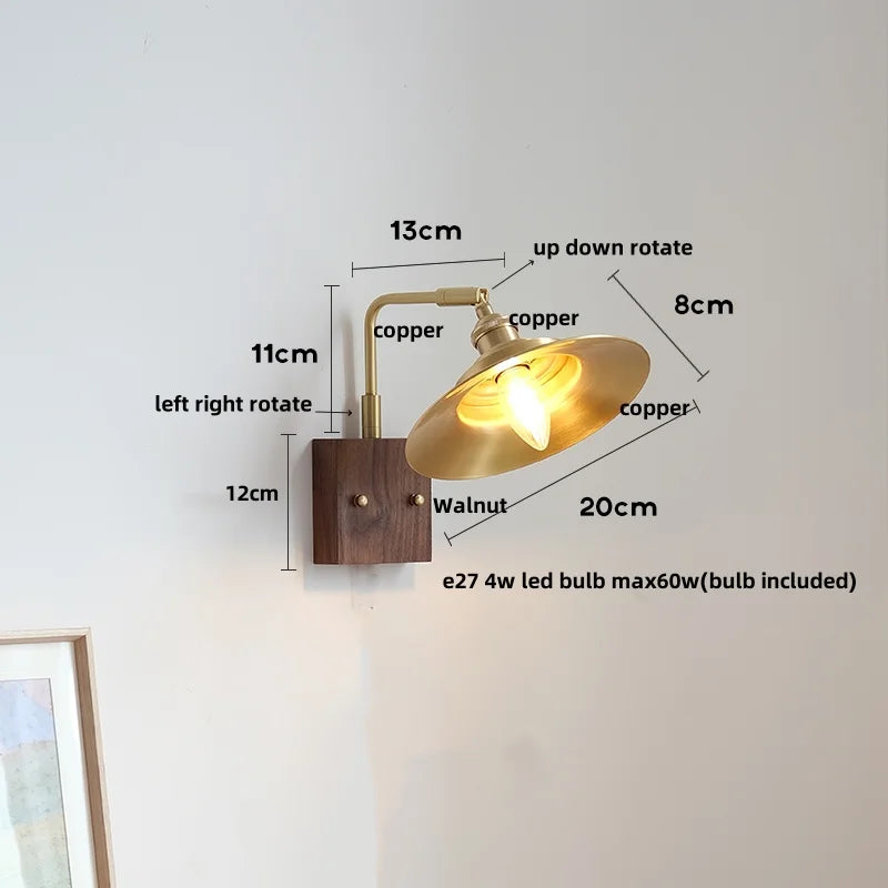 Lámpara de pared LED DecorBites™ de madera de nogal, giratoria, de cobre
