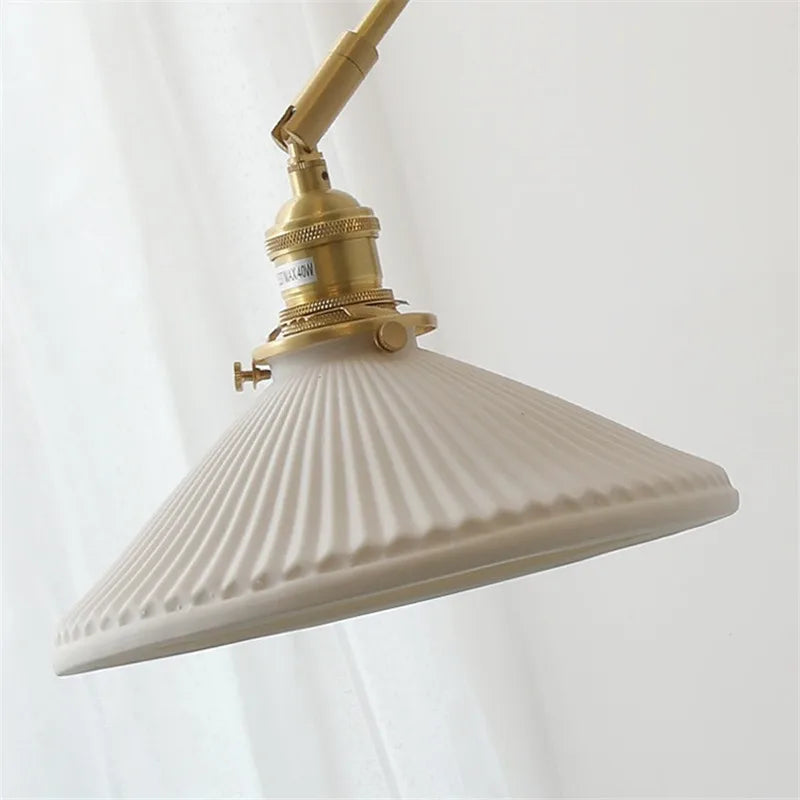 مصباح حائط نحاسي من DecorBites™ مع مفتاح سلسلة سحب، تصميم نورديك، لمبة LED، عاكس ضوء سيراميكي