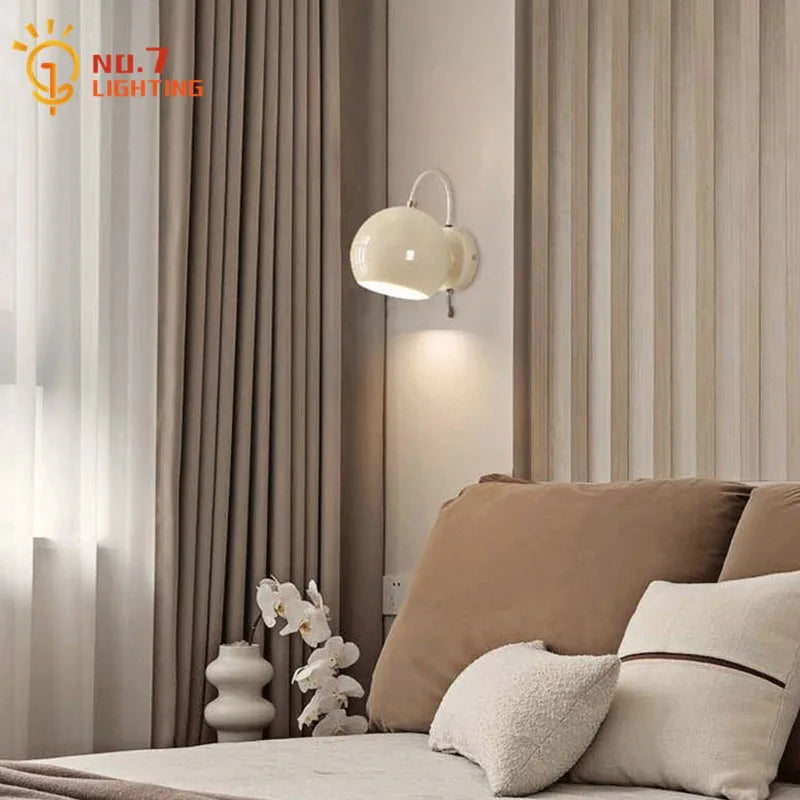 Aplique de pared LED DecorBites™ Cream Wind, apliques minimalistas giratorios de hierro forjado para dormitorio y sala de estar