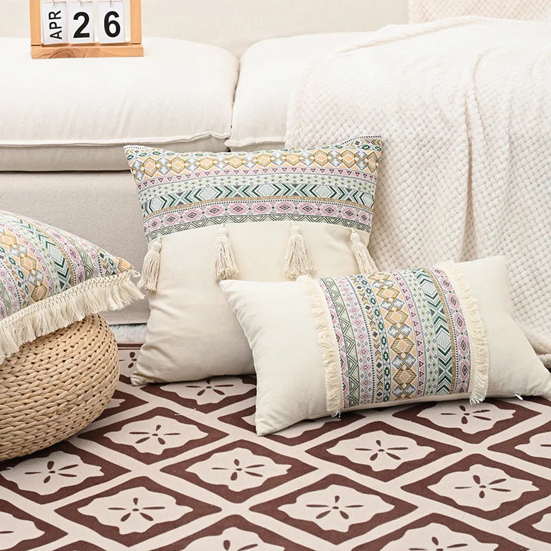 DecorBites™ Handmade Tassel Cushion Cover Retro Jacquard Patchwork Fringed Pillow Cover