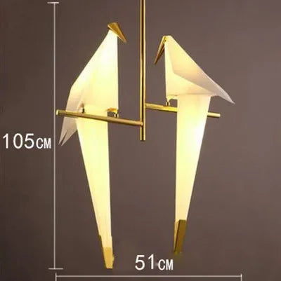 Lámpara de araña DecorBites™ con forma de grulla, de hierro y con luz LED, ideal para dormitorio, comedor o habitación infantil.