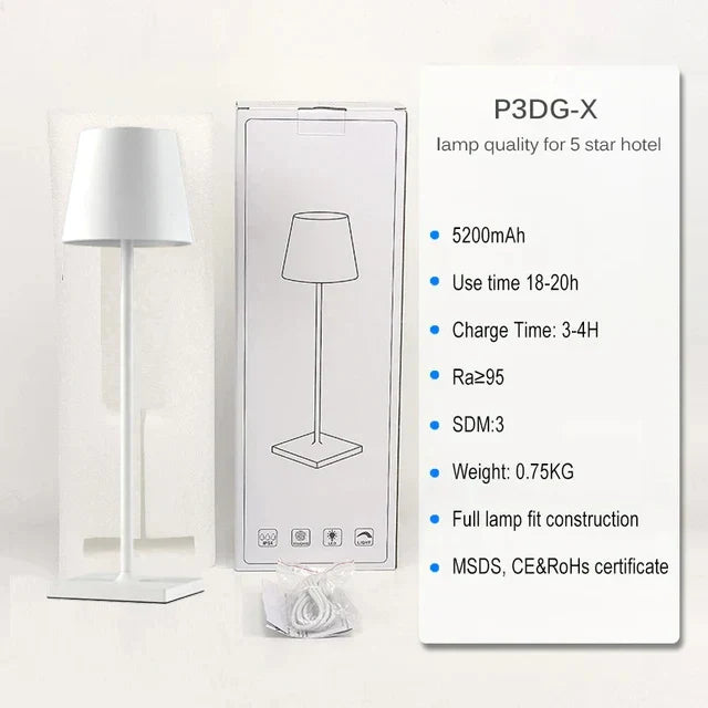 Lámpara de mesa recargable DecorBites™ Crystal LED: elegante lámpara inalámbrica para hoteles, restaurantes y bares.