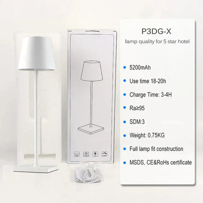 Lámpara de mesa recargable DecorBites™ Crystal LED: elegante lámpara inalámbrica para hoteles, restaurantes y bares.