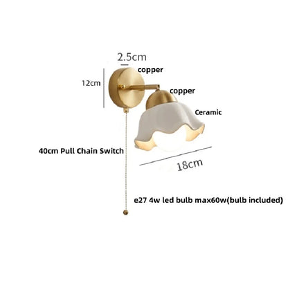 مصباح حائط LED نحاسي من DecorBites™ مزود بمفتاح سلسلة سحب ومصباح بجانب السرير بتصميم فني بسيط