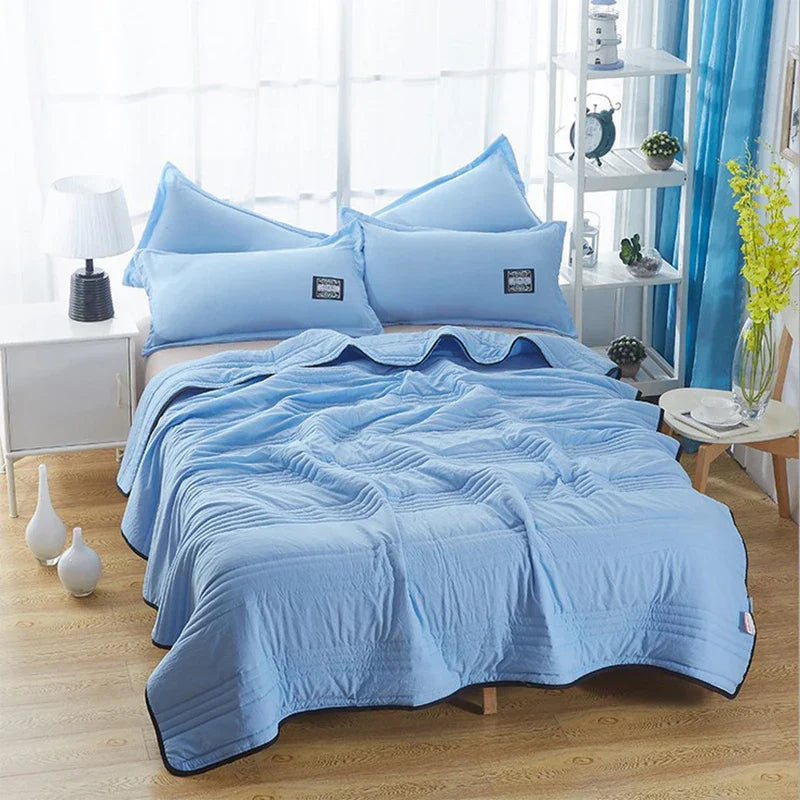 Decobites Summer Quilted Thin Blanket for Twin King Bed - Soft & Breathable Bedclothes