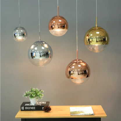 Lámpara de araña LED con bola de cristal DecorBites™: Diseño moderno y lujoso de una sola cabeza para espacios domésticos y comerciales.