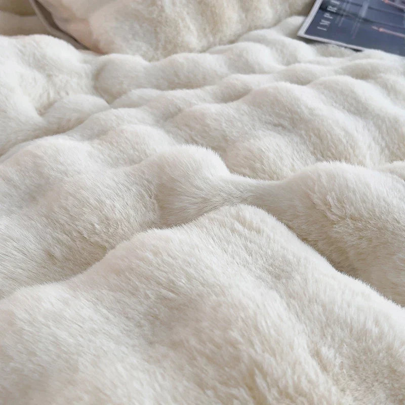 Decobites Plush Shaggy Faux Rabbit Fur Bedding Set: Duvet Cover, Bed Sheet, Pillowcases