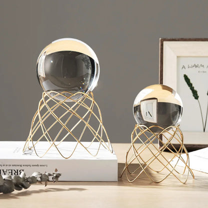 DecorBites™ Bola de Cristal Artesanal: Decoración Nórdica Moderna de Metal, Ligeramente Lujosa, para el Hogar y el Mueble de TV