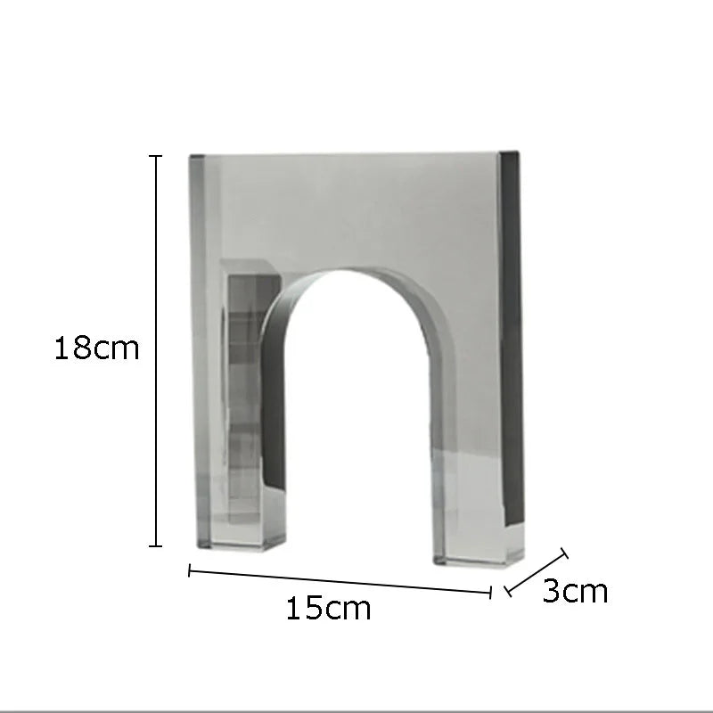 ديكوربايتس™ - منحوتة زجاجية هندسية على شكل قوس كريستالي لتزيين المكتب