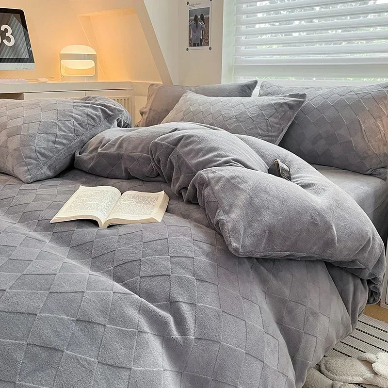 DecorBites™ High-Density Milk Fleece Duvet Set with Winter Warmth King Bedding & Plush Blanket Cover