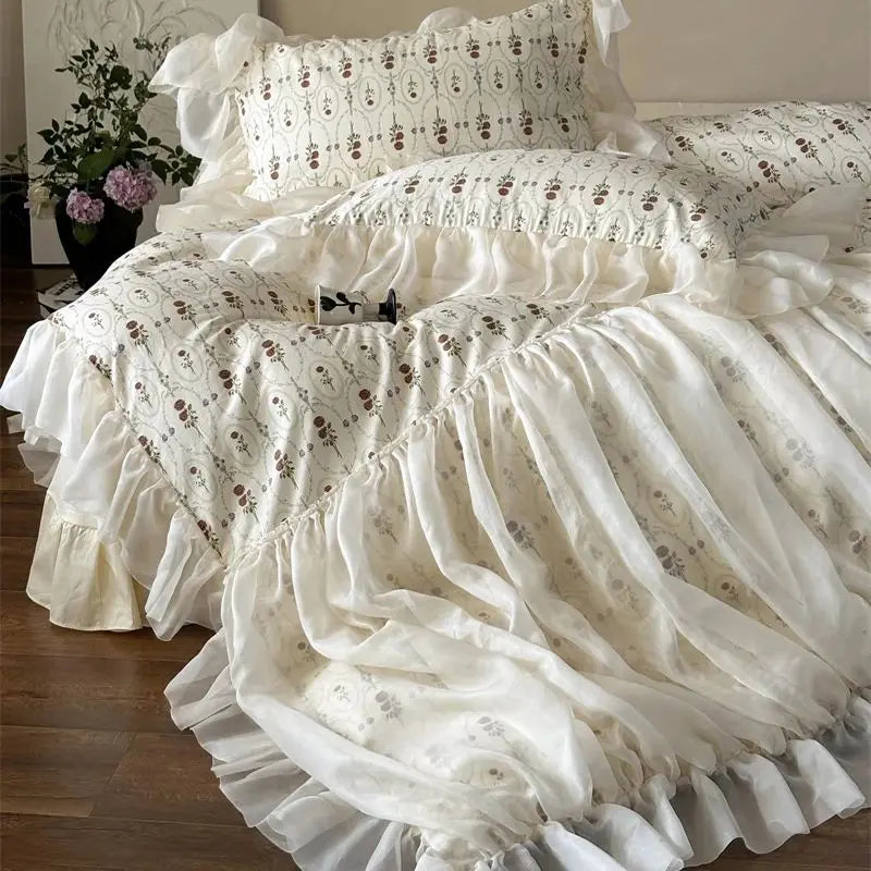 Decobites Vintage French Rose Print Princess Bedding Set with Lace Ruffles