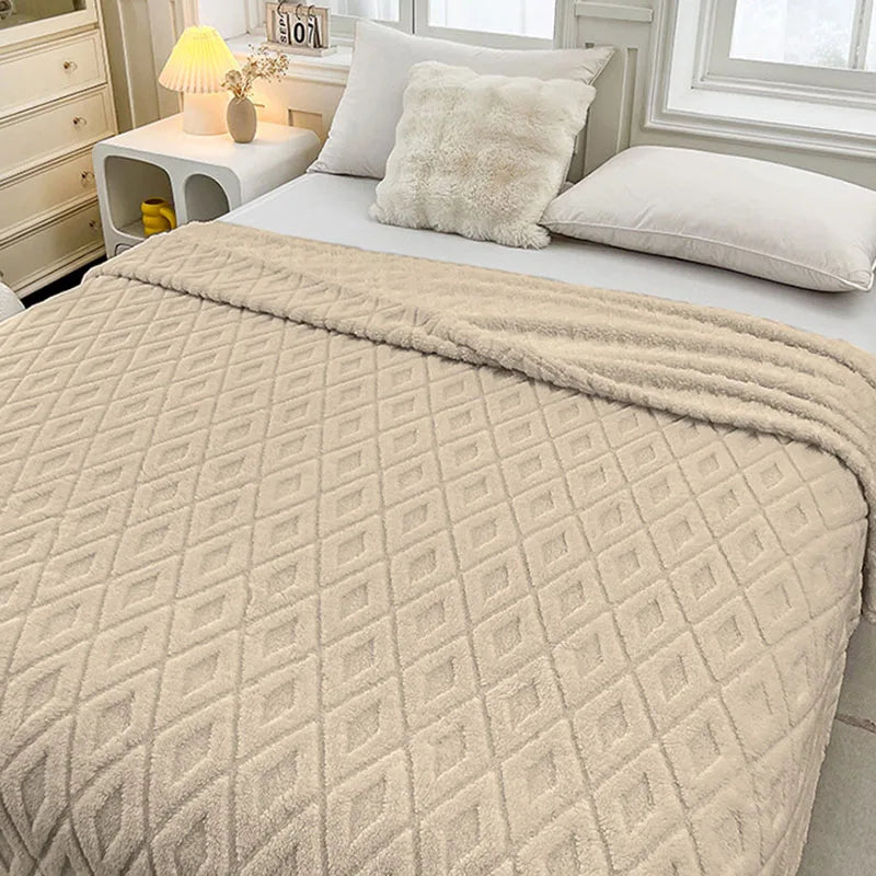 DecorBites™ Diamond Jacquard Coral Fleece Blanket for All Seasons