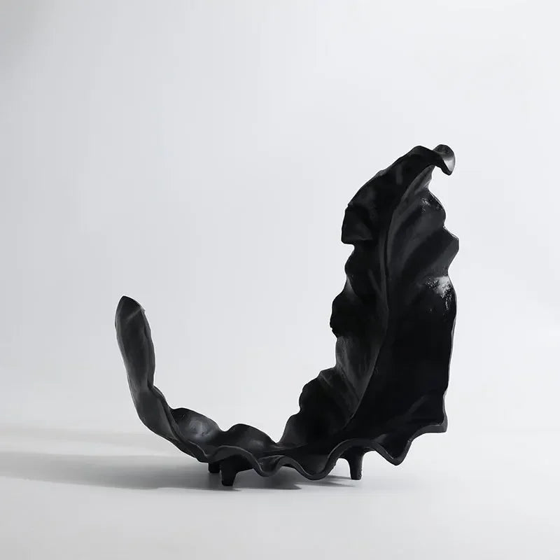 DecorBites™ Leaf Tray Resin Bowl: Handcrafted Desktop Storage & Home Decor