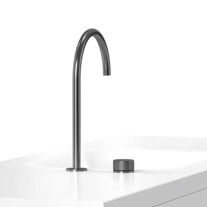 صنبور حوض أسود من DecorBites™ - صنبور حوض دوار مصقول، صنبور حمام بفتحتين