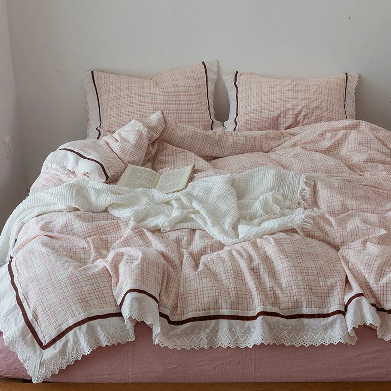 Seersucker Lace Bedding Set